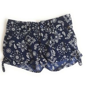 Tommy Girl Size 7 Navy Floral Print Shorts
